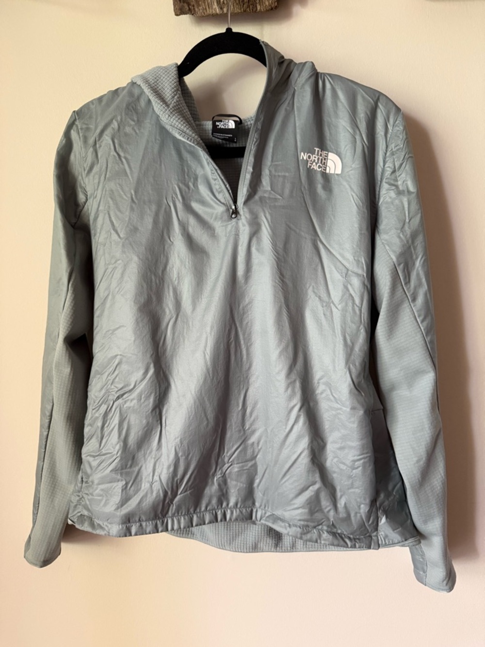 The North Face Light Blue Half Zip Hooded Pullover Women’s Large Lightweight